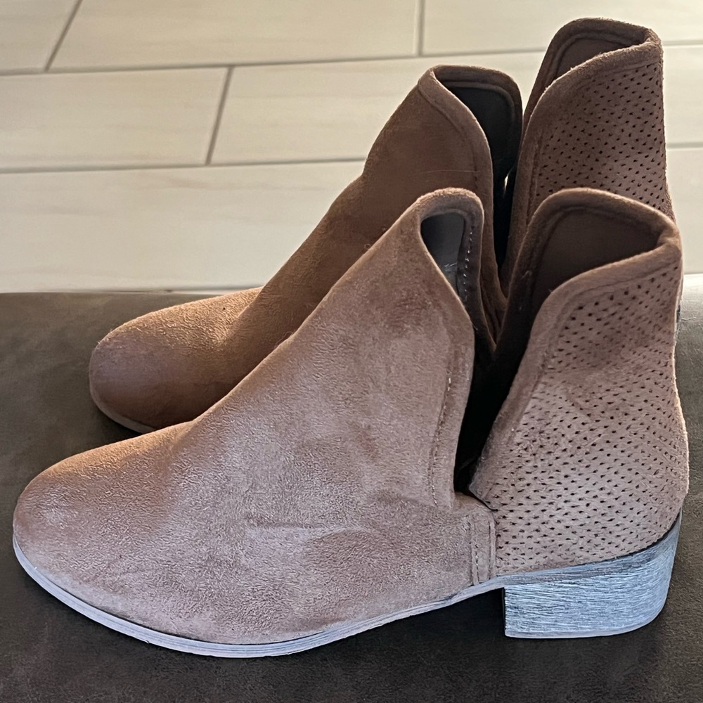 Taupe Suede Cutout Ankle Booties | Low Stacked Heel | Size 8